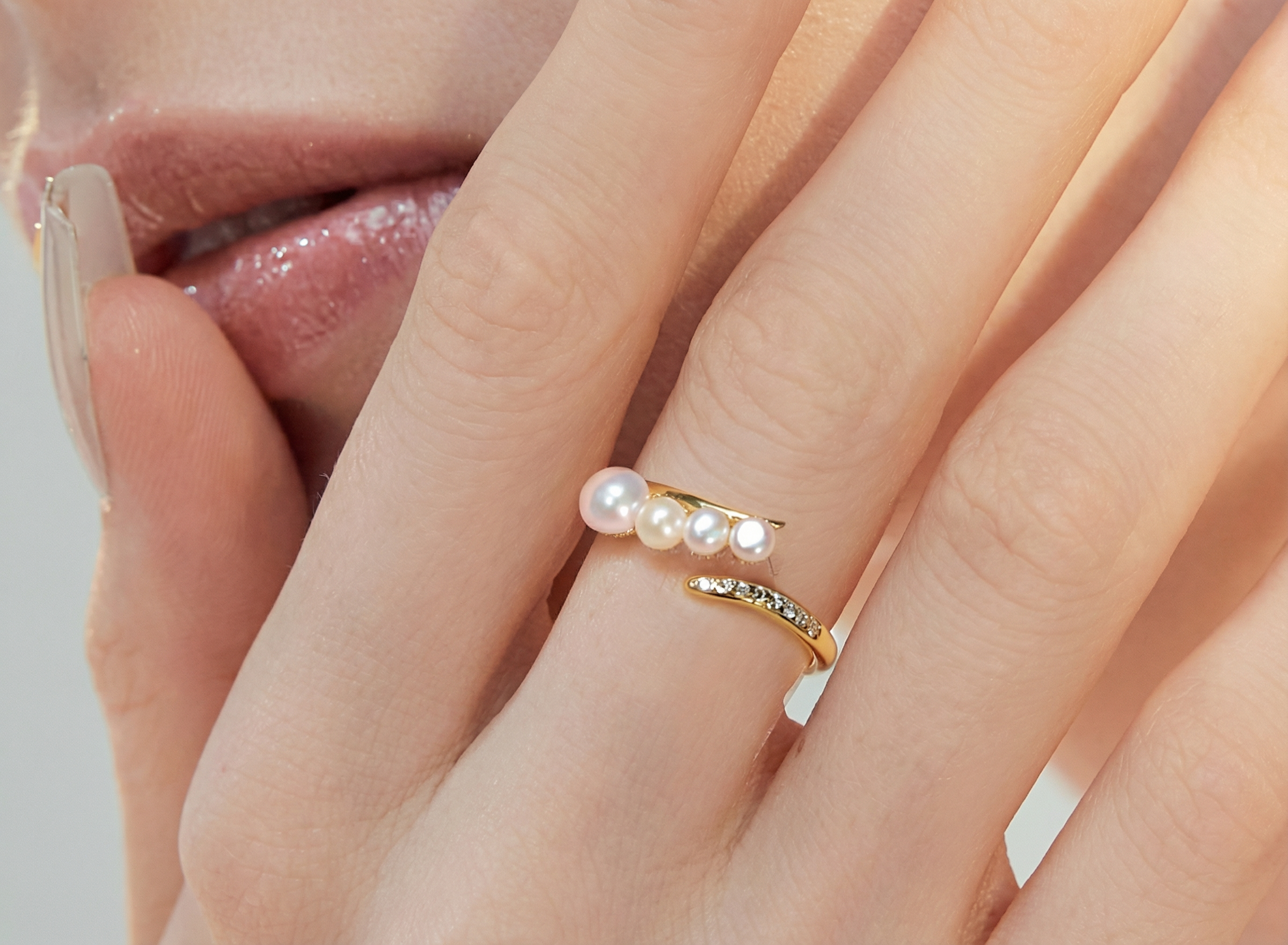 Bague Éclat en perles d’eau douce & zircons – Argent 925 doré or 14K, ajustable